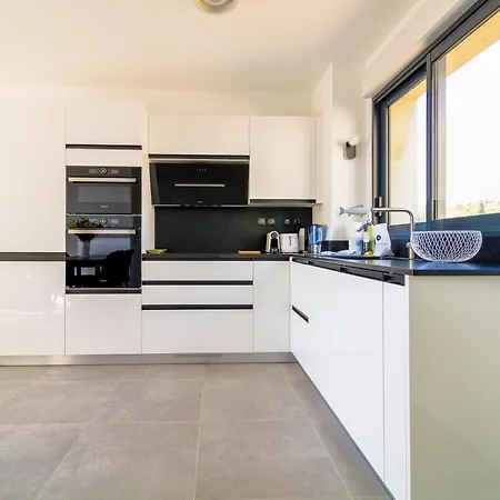 Select' - T2 Avec Vue - Piscine Et Parking Prive - Capnat-b08 Appartement *